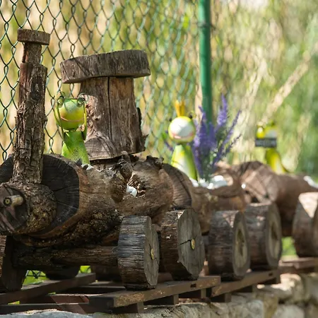 Peace Point * Zrnovnica