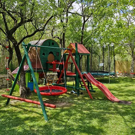 Peace Point Holiday home Zrnovnica